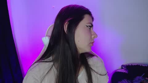 Snapshot of sophi_oo chatting on November 8, 2025, 6:40 pm sophi_oo online show from November 8, 2025, 6:40 pm