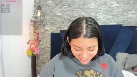 Snapshot of sophia_brunett chatting on September 12, 2025, 10:48 am Sophia online show from September 12, 2025, 10:48 am