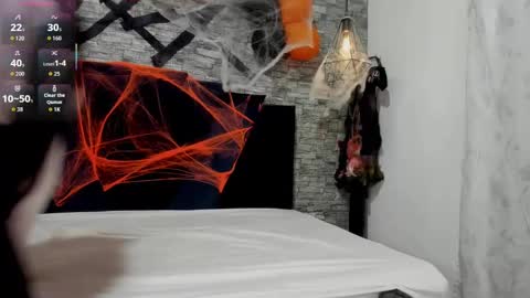 Snapshot of sophia_brunett chatting on October 29, 2025, 11:56 am Sophia online show from October 29, 2025, 11:56 am