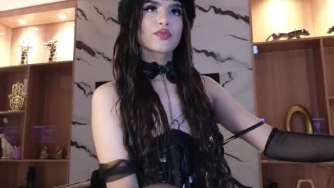 Sophia online show from November 29, 2025, 9:51 pm