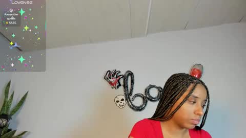 Snapshot of sophia_ebony___ chatting on October 29, 2025, 12:18 pm sophia_ebony___ online show from October 29, 2025, 12:18 pm