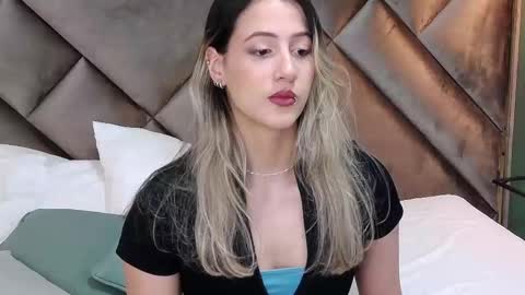 Snapshot of sophia_loreenn chatting on February 13, 2025, 11:28 am Sofia online show from February 13, 2025, 11:28 am