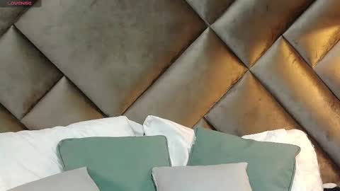 Snapshot of sophia_loreenn chatting on February 22, 2025, 3:12 am Sofia online show from February 22, 2025, 3:12 am