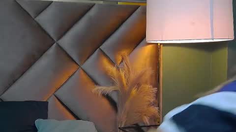 Snapshot of sophia_loreenn chatting on September 25, 2025, 1:37 pm Sofia online show from September 25, 2025, 1:37 pm