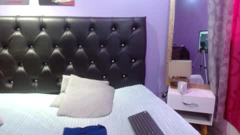 Snapshot of sophia_ny chatting on December 28, 2024, 9:30 pm SOPHIA online show from December 28, 2024, 9:30 pm