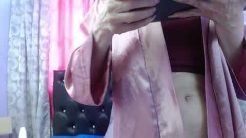 Snapshot of sophia_ny chatting on January 27, 2025, 8:17 pm SOPHIA online show from January 27, 2025, 8:17 pm