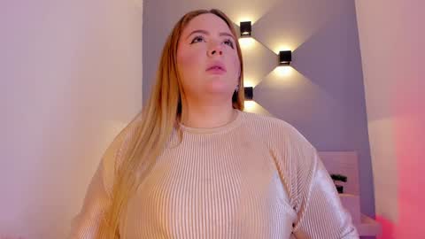 Snapshot of sophiarossee chatting on February 1, 2025, 12:26 pm Sofi online show from February 1, 2025, 12:26 pm