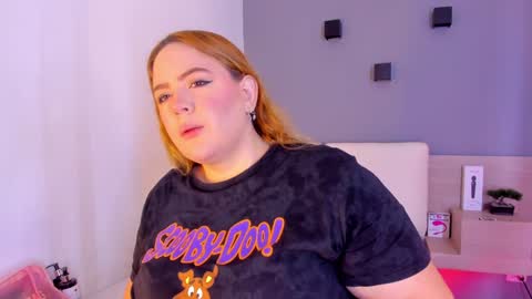 Snapshot of sophiarossee chatting on February 6, 2025, 12:16 pm Sofi online show from February 6, 2025, 12:16 pm