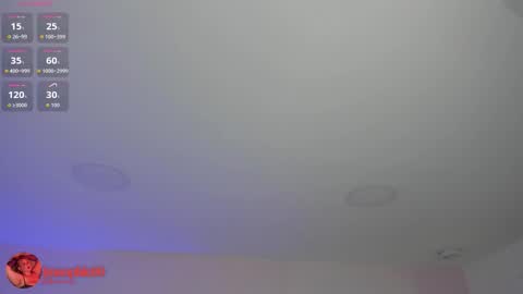 Snapshot of sophiarossee chatting on November 12, 2025, 12:16 pm Sofi online show from November 12, 2025, 12:16 pm