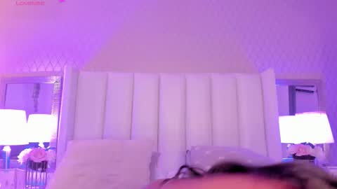 Snapshot of sophiasmiths_ chatting on November 1, 2025, 10:01 pm SophiaSmiths online show from November 1, 2025, 10:01 pm