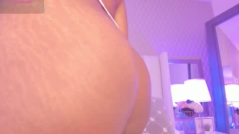 Snapshot of sophiasmiths_ chatting on November 20, 2025, 9:36 pm SophiaSmiths online show from November 20, 2025, 9:36 pm