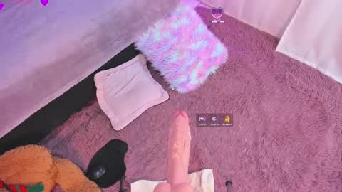 Snapshot of sophie_bunny1 chatting on March 6, 2025, 4:08 am Sophie online show from March 6, 2025, 4:08 am