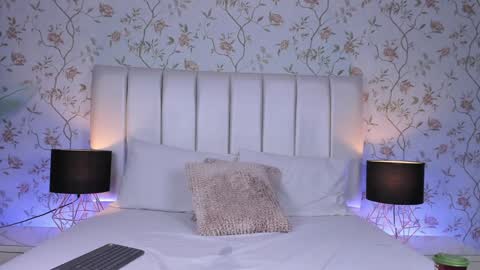 Snapshot of sophie_deargb chatting on January 14, 2025, 10:55 pm Sofia  santodomingo online show from January 14, 2025, 10:55 pm