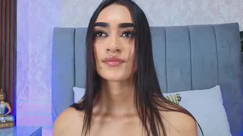 Snapshot of sophie_deargb chatting on March 8, 2025, 11:28 pm Sofia  santodomingo online show from March 8, 2025, 11:28 pm