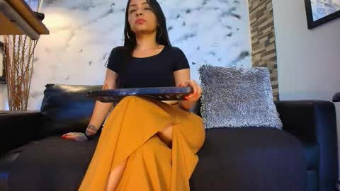 Snapshot of sophie_littles chatting on October 4, 2025, 12:47 pm Sophie online show from October 4, 2025, 12:47 pm