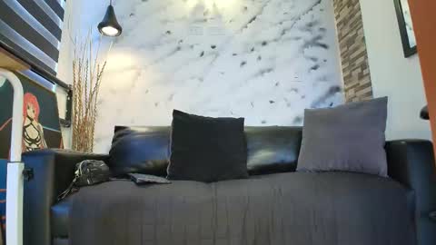Snapshot of sophie_littles chatting on October 18, 2025, 12:17 pm Sophie online show from October 18, 2025, 12:17 pm