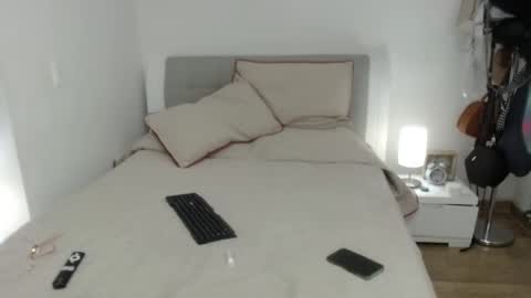 Snapshot of sophie_lopez1 chatting on September 15, 2025, 3:17 am Sofa online show from September 15, 2025, 3:17 am