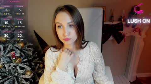 Snapshot of sophie_rocks chatting on December 21, 2024, 11:44 am Sophie online show from December 21, 2024, 11:44 am