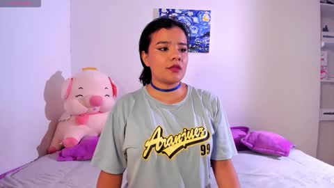 Snapshot of sophie_t_ chatting on September 9, 2025, 4:56 am Sofia online show from September 9, 2025, 4:56 am