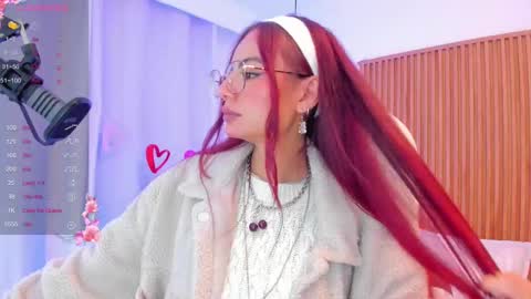 Snapshot of sophiecherry_ chatting on February 18, 2025, 5:09 am Sophie IG sophiecherry es online show from February 18, 2025, 5:09 am