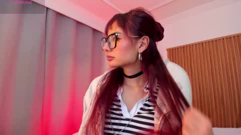   Sophie  IG sophiecherry es   online show from November 21, 2025, 8:51 pm