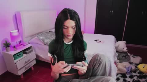 Snapshot of sophiecornett chatting on September 14, 2025, 2:00 am    online show from September 14, 2025, 2:00 am