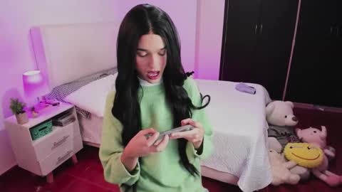 Snapshot of sophiecornett chatting on September 17, 2025, 1:29 am    online show from September 17, 2025, 1:29 am