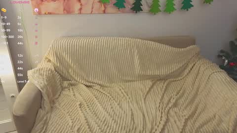 Sophie online show from December 17, 2024, 2:22 pm