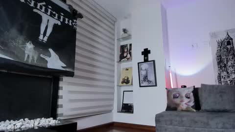 SOPH  online show from November 3, 2025, 2:57 am