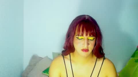 Snapshot of sophiehillsxo chatting on January 15, 2025, 2:27 am sophiehillsxo online show from January 15, 2025, 2:27 am