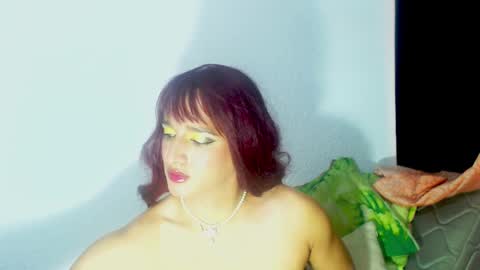 Snapshot of sophiehillsxo chatting on January 29, 2025, 12:02 pm sophiehillsxo online show from January 29, 2025, 12:02 pm