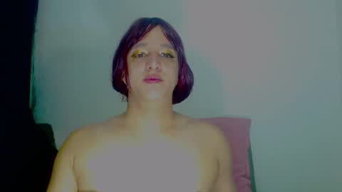 Snapshot of sophiehillsxo chatting on October 23, 2025, 3:06 am sophiehillsxo online show from October 23, 2025, 3:06 am