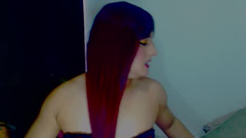 Snapshot of sophiehillsxo chatting on October 28, 2025, 2:53 pm sophiehillsxo online show from October 28, 2025, 2:53 pm