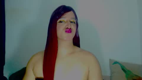 Snapshot of sophiehillsxo chatting on October 31, 2025, 5:08 am sophiehillsxo online show from October 31, 2025, 5:08 am