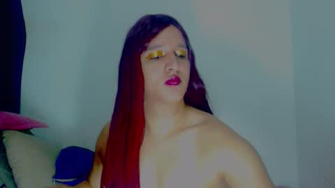 Snapshot of sophiehillsxo chatting on November 3, 2025, 9:54 am sophiehillsxo online show from November 3, 2025, 9:54 am