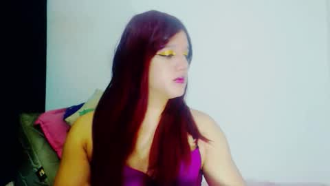 Snapshot of sophiehillsxo chatting on November 7, 2025, 8:47 am sophiehillsxo online show from November 7, 2025, 8:47 am