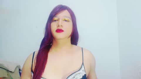 Snapshot of sophiehillsxo chatting on December 4, 2025, 9:40 am sophiehillsxo online show from December 4, 2025, 9:40 am