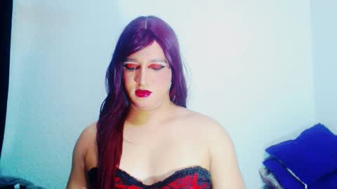 Snapshot of sophiehillsxo chatting on December 5, 2025, 2:20 am sophiehillsxo online show from December 5, 2025, 2:20 am