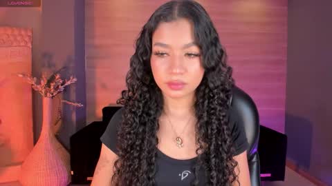 Snapshot of sophiehouston_ chatting on October 21, 2025, 4:13 am Sophie Houston online show from October 21, 2025, 4:13 am