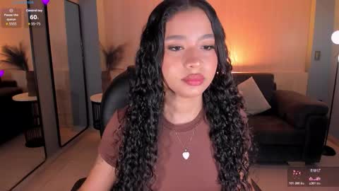 Snapshot of sophiehouston_ chatting on November 22, 2025, 7:24 pm Sophie Houston online show from November 22, 2025, 7:24 pm