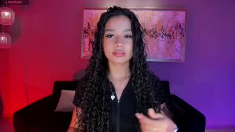 Snapshot of sophiehouston_ chatting on November 26, 2025, 4:24 am Sophie Houston online show from November 26, 2025, 4:24 am