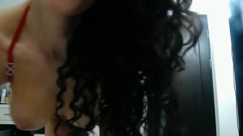 Snapshot of sophiejoulia chatting on January 16, 2025, 5:44 pm Sophie online show from January 16, 2025, 5:44 pm