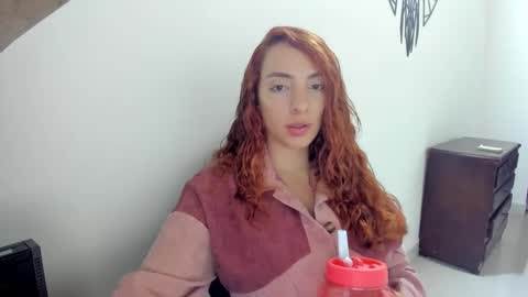 Sophia online show from October 9, 2025, 2:31 am