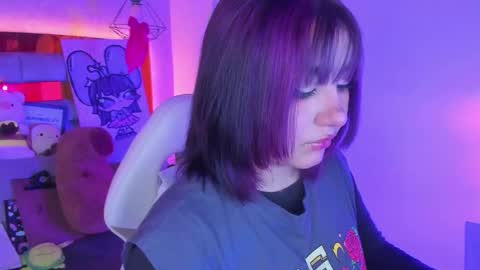   Sophie  online show from December 13, 2025, 7:53 pm