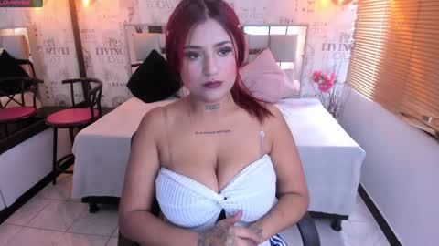 Snapshot of sophiia_13 chatting on September 13, 2025, 1:22 pm Sofi online show from September 13, 2025, 1:22 pm