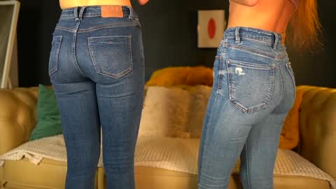 Snapshot of sophydiva chatting on November 18, 2025, 6:18 am Sophydiva online show from November 18, 2025, 6:18 am