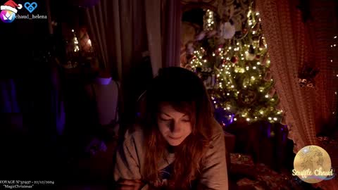 Snapshot of souffle_chaud chatting on December 22, 2024, 5:53 pm . . online show from December 22, 2024, 5:53 pm