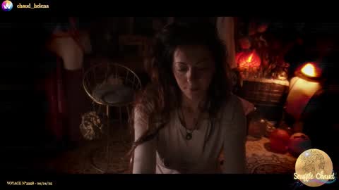 Snapshot of souffle_chaud chatting on September 24, 2025, 7:28 pm . . online show from September 24, 2025, 7:28 pm