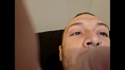 Smileback online show from December 22, 2025, 9:01 pm