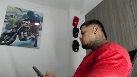 Snapshot of soy_apolo chatting on September 15, 2025, 2:11 am soy_apolo online show from September 15, 2025, 2:11 am